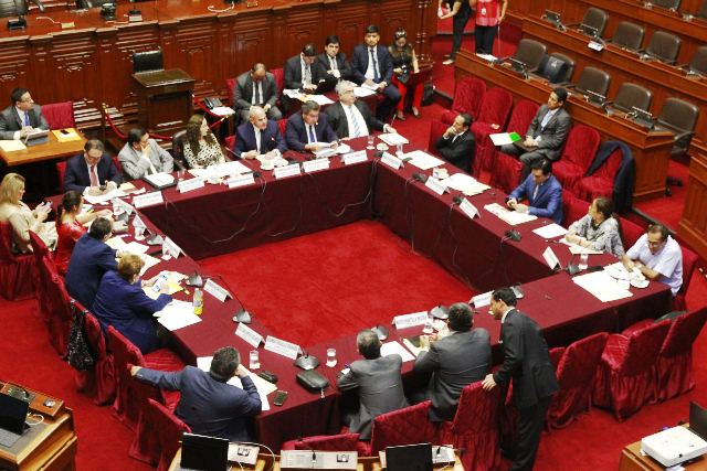 Congreso rechaza proyecto del Ejecutivo sobre inmunidad parlamentariav
