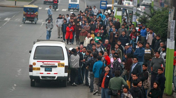 Transportistas de Lima y Callao amenazan con paro