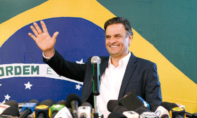 Candidato en conferencia de prensa tras conseguir el 33,5% de los votos, superando a Silva. Ahora tendría claras chances para la presidencia. (AP)