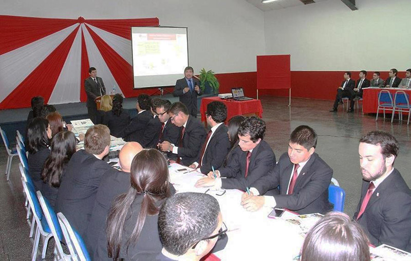 Estudiantes de academias diplomáticas de Perú y Chile se reúnen en la ciudad de Tacna. (Foto: Andina)