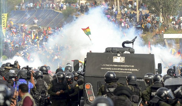 Bolivia: Se reportan cinco muertos y 22 heridos por graves enfrentamientos (VIDEO)