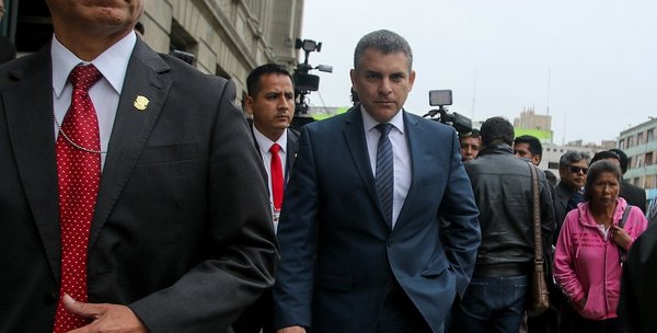 Rafael Vela denuncia que equipo del caso Lava Jato está amenazado por fiscales supremos