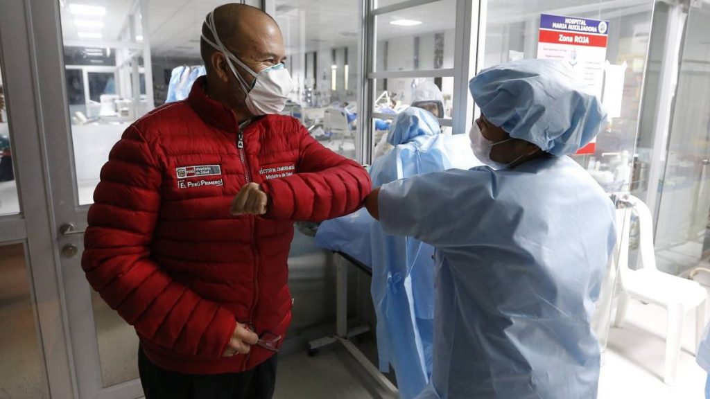 Minsa aprueba los Lineamientos para la Vigilancia, Prevención y Control de la salud de los trabajadores con riesgo de exposición al Covid-19 (R.M. Nº 448-2020-MINSA)