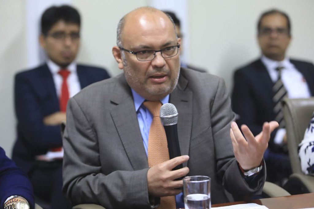 Roberto Pereira asumirá la defensa legal del presidente Martín Vizcarra ante el Congreso