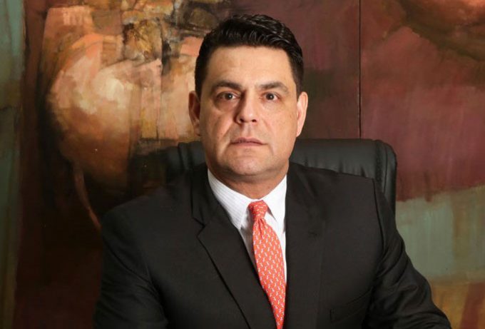 Edmundo Lizarzaburu