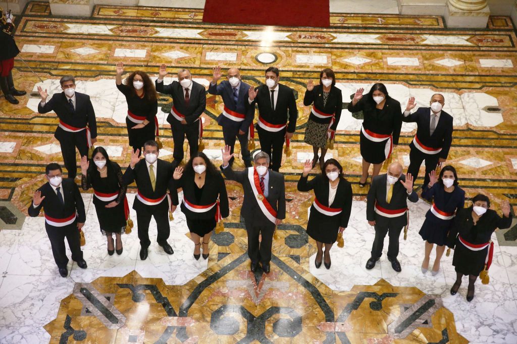 Gabinete ministerial: perfiles de los nuevos ministros liderados por Violeta Bermúdez