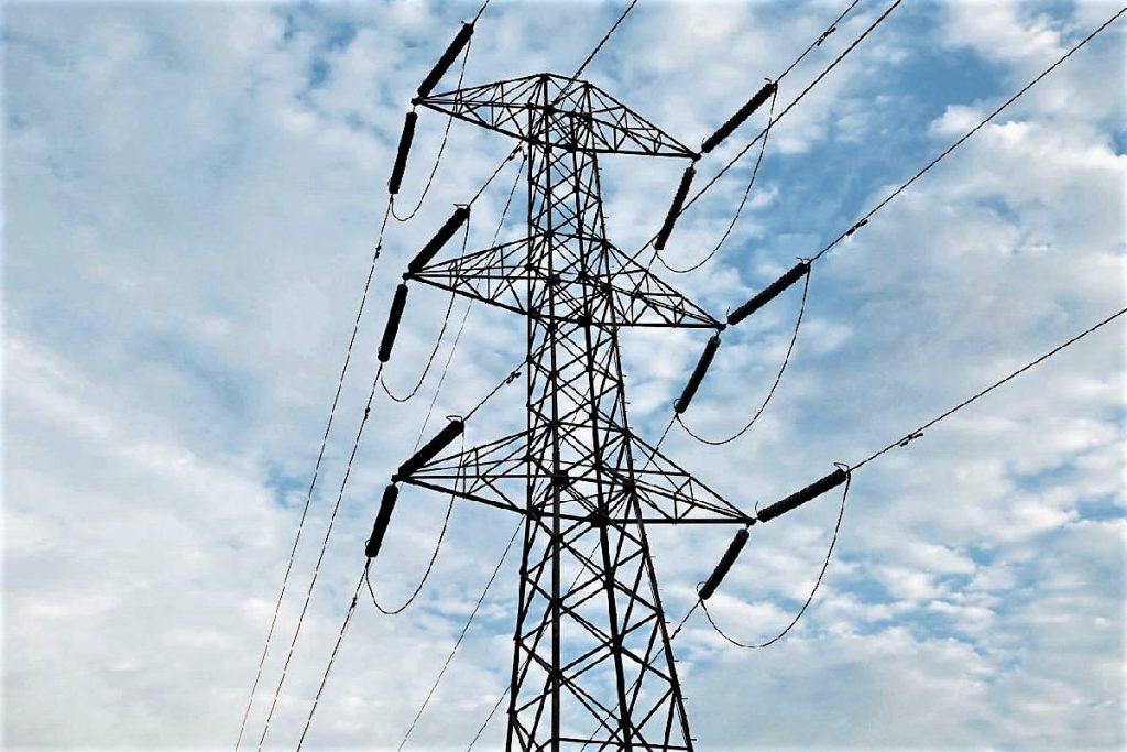 Declaran improcedente recurso de amparo del Minem contra fallo de la Corte Suprema sobre sector eléctrico