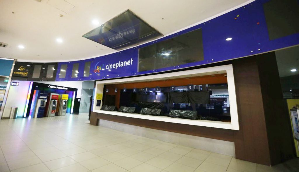 COVID-19: Cines volverán a abrir sus puertas con un aforo de un 40%