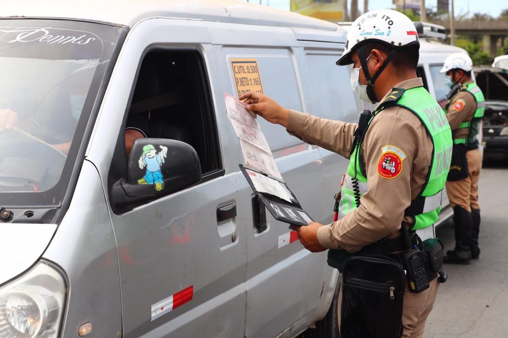 Pase laboral 2021: Vea cómo solicitar un pase vehicular para transitar durante toque de queda