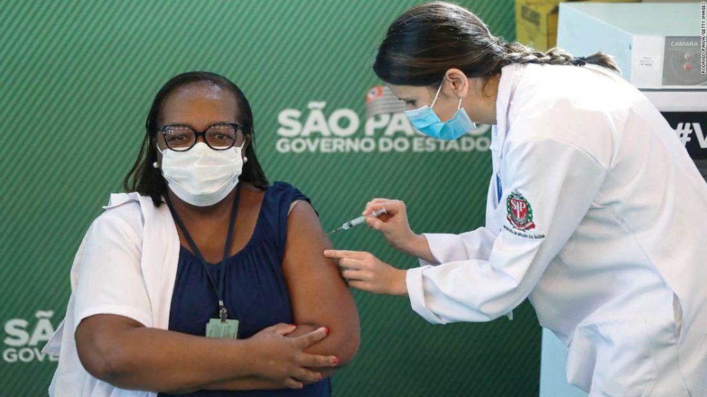 Brasil: aprueban proyecto de ley para que privados puedan comprar vacunas Covid-19