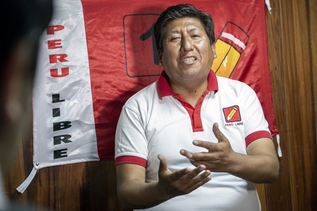 Waldemar Cerrón: “El día que Pedro Castillo se separe del partido, empieza su desgracia”