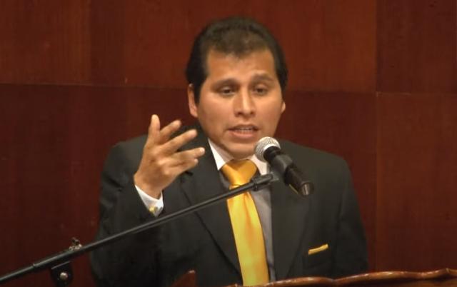 Segismundo Israel León Velasco