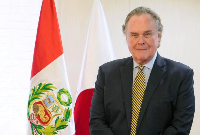 Bellido anuncia que Harold Forsyth será designado representante de Perú ante la OEA