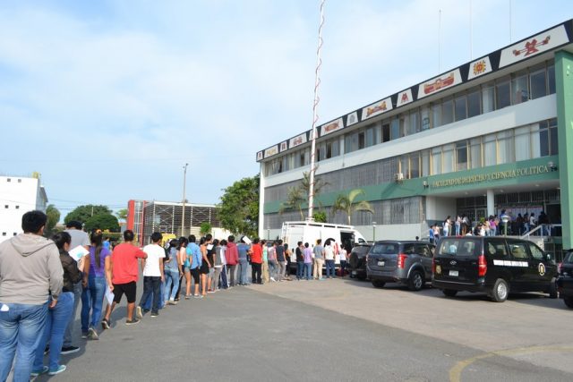 Perú Libre presenta proyecto de ley para que se amplíe el bachillerato automático hasta el 2022