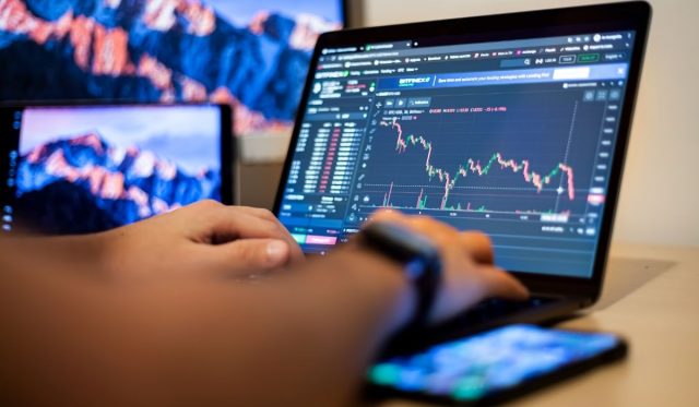 bróker de inversiones