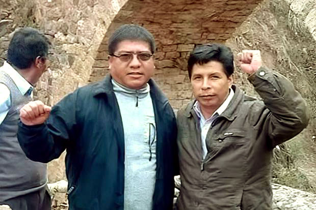 Pedro Castillo y el miembro del Movadef César Tito Rojas