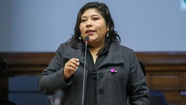 Betssy Chávez (Mtpe)