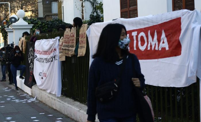 Toma del edificio INDH