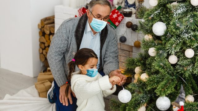 Gobierno prohíbe reuniones sociales y en domicilios durante Navidad y Año Nuevo
