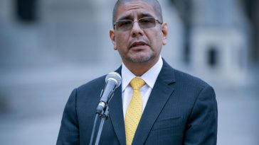 Dimitri Senmache