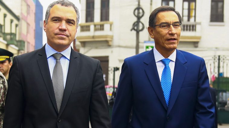 Salvador-del-Solar_Martín-Vizcarra
