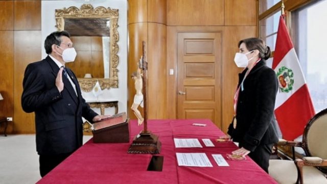 Franklin Jaime Tomy López juramentó como fiscal supremo