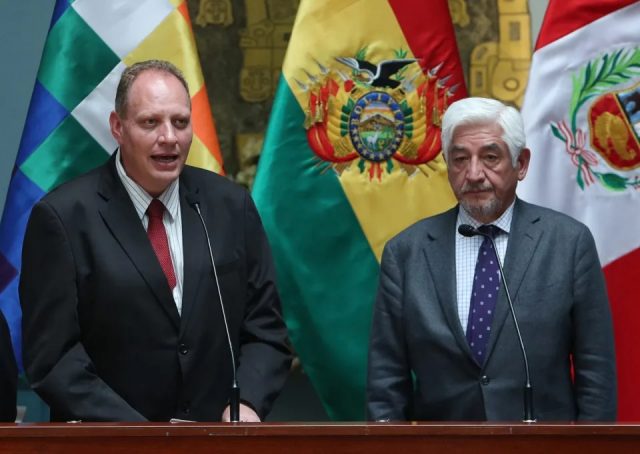 Bolivia y Perú acuerdan impulsar el desarrollo del puerto de Ilo