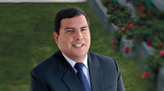 Roberto Yupanqui, Asesor legal de la CCL 