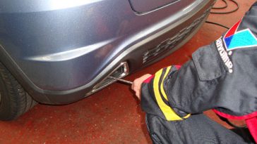 medición de gases contaminantes en autos