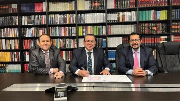 Santiváñez Antúnez Abogados (equipo científico)