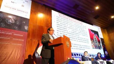 Víctor Prado Saldarriaga