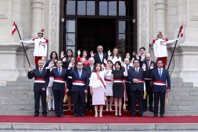 Dina Boluarte y Gabinete de Alberto Otárola