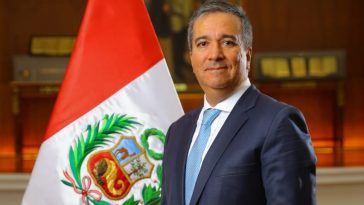 Raúl Pérez-Reyes Espejo (Produce)