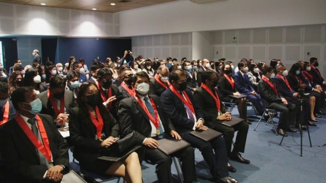 concurso para jueces y fiscales en Perú