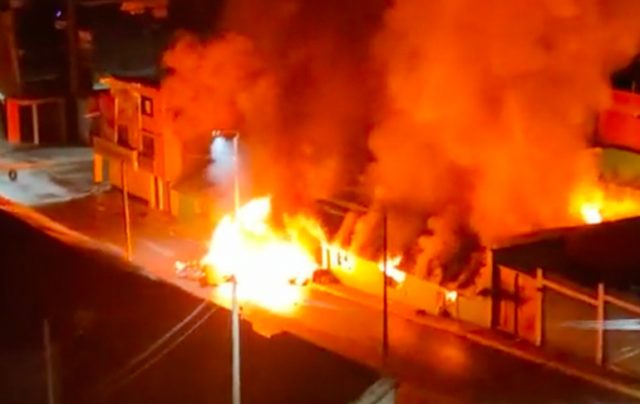 Presidente del Poder Judicial denuncia que turba incendió local judicial en Macusani