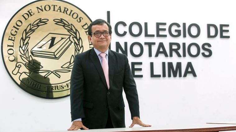 César Torres, vicedecano del Colegio de Notarios de Lima