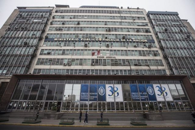 Fiscalía abre investigación a ministro de Trabajo y a presidente de EsSalud