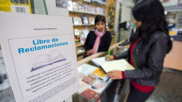 solución de reclamos entre consumidores y proveedores